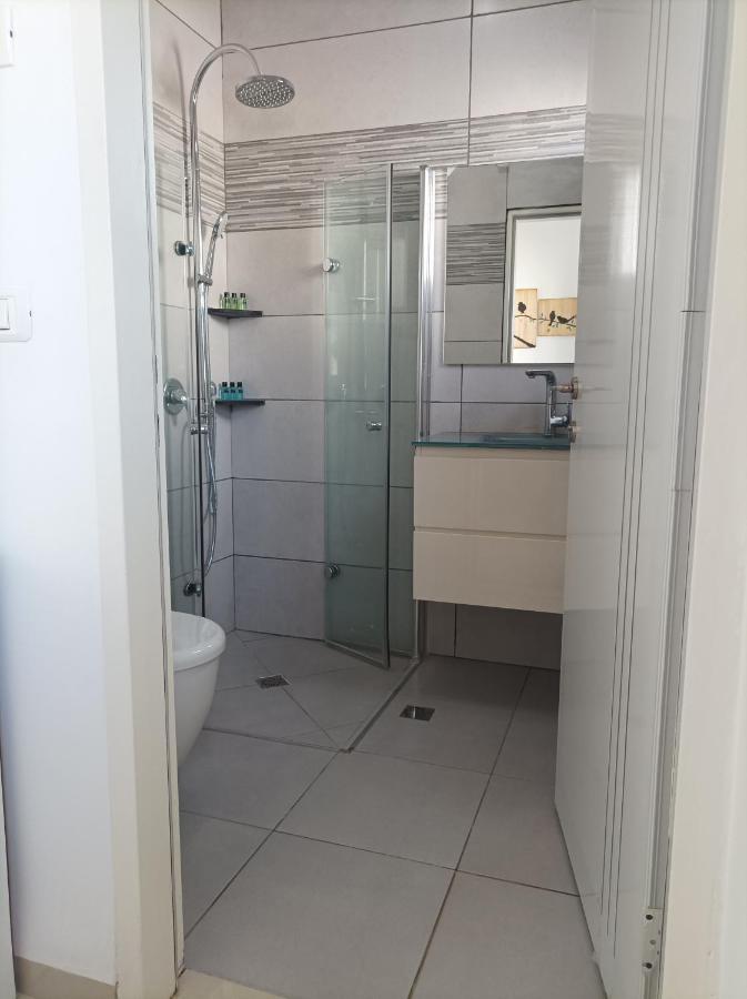 נוגה בגולן Apartment Qaşrīn Екстериор снимка