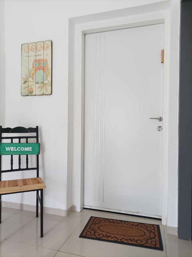 נוגה בגולן Apartment Qaşrīn Екстериор снимка